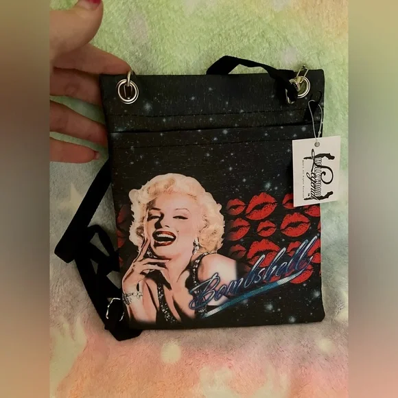 Marilyn Monroe Crossbody - Picture 1 of 4